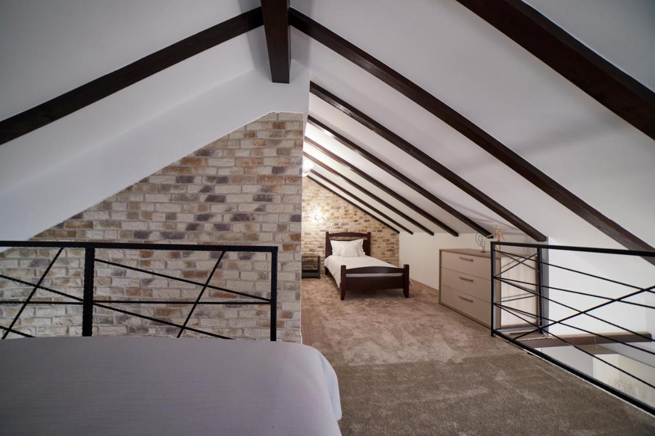 Отель Casa Piti Брашов Экстерьер фото