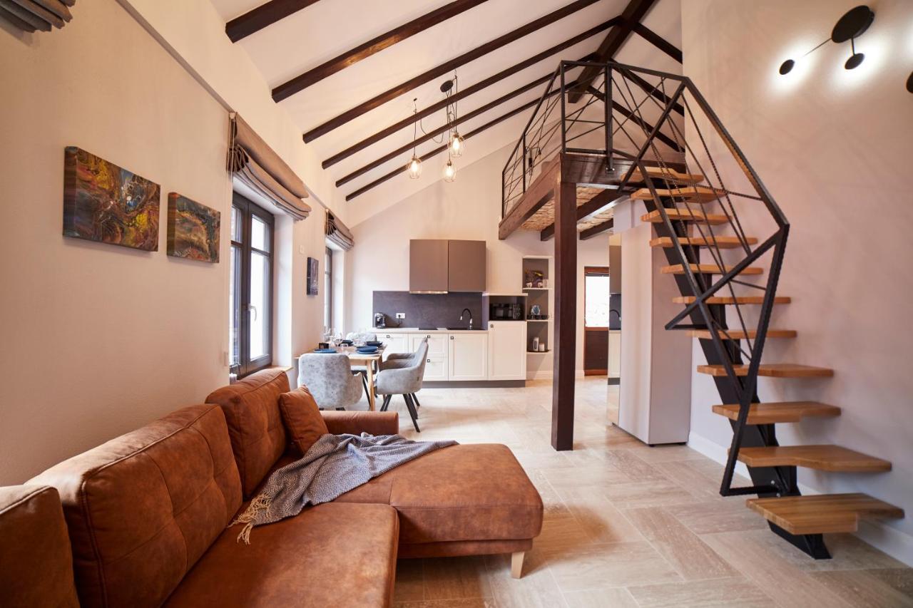 Отель Casa Piti Брашов Экстерьер фото